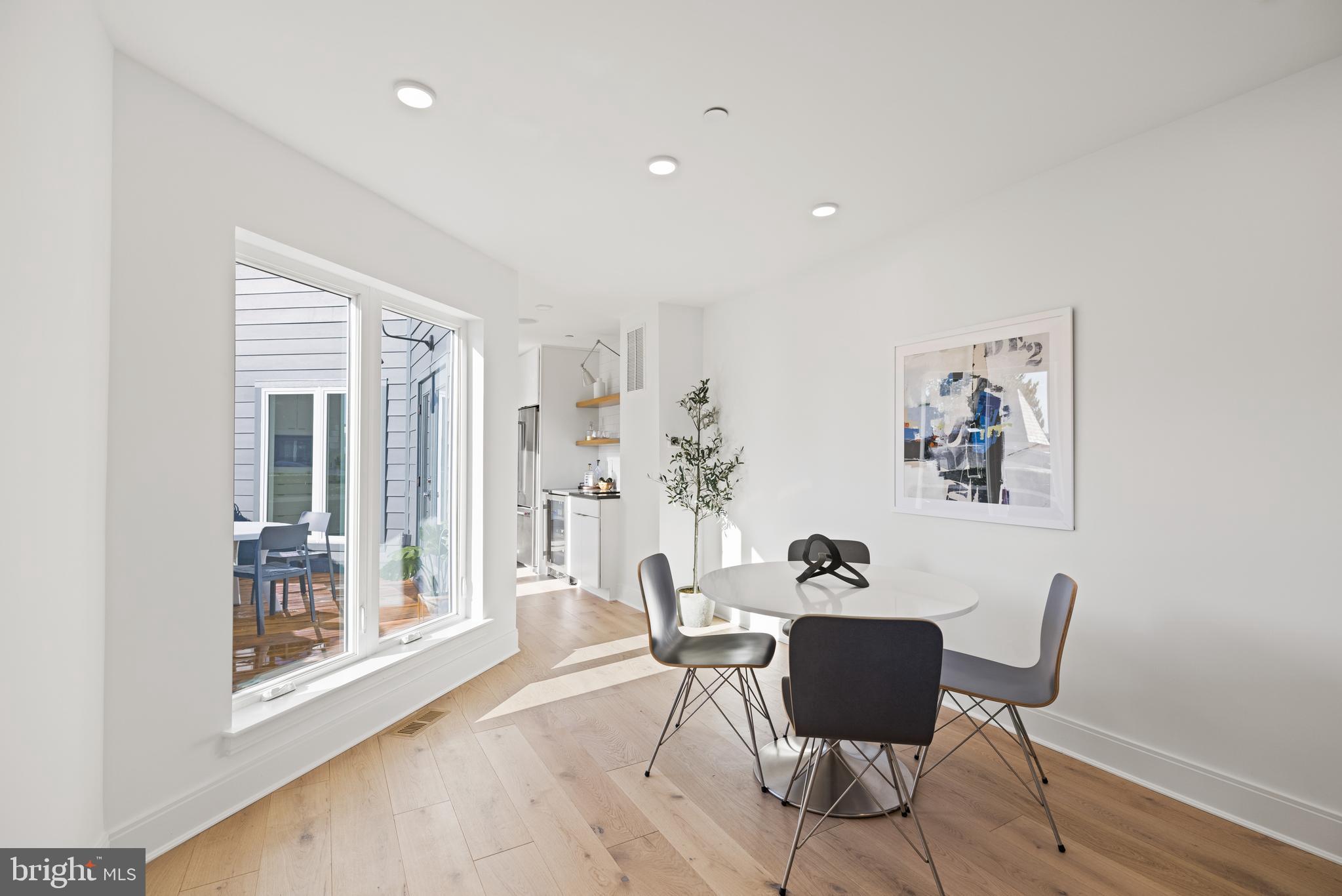 642 L Street Northeast, Unit 2 Washington, DC 20002 - Photo 6 of 54