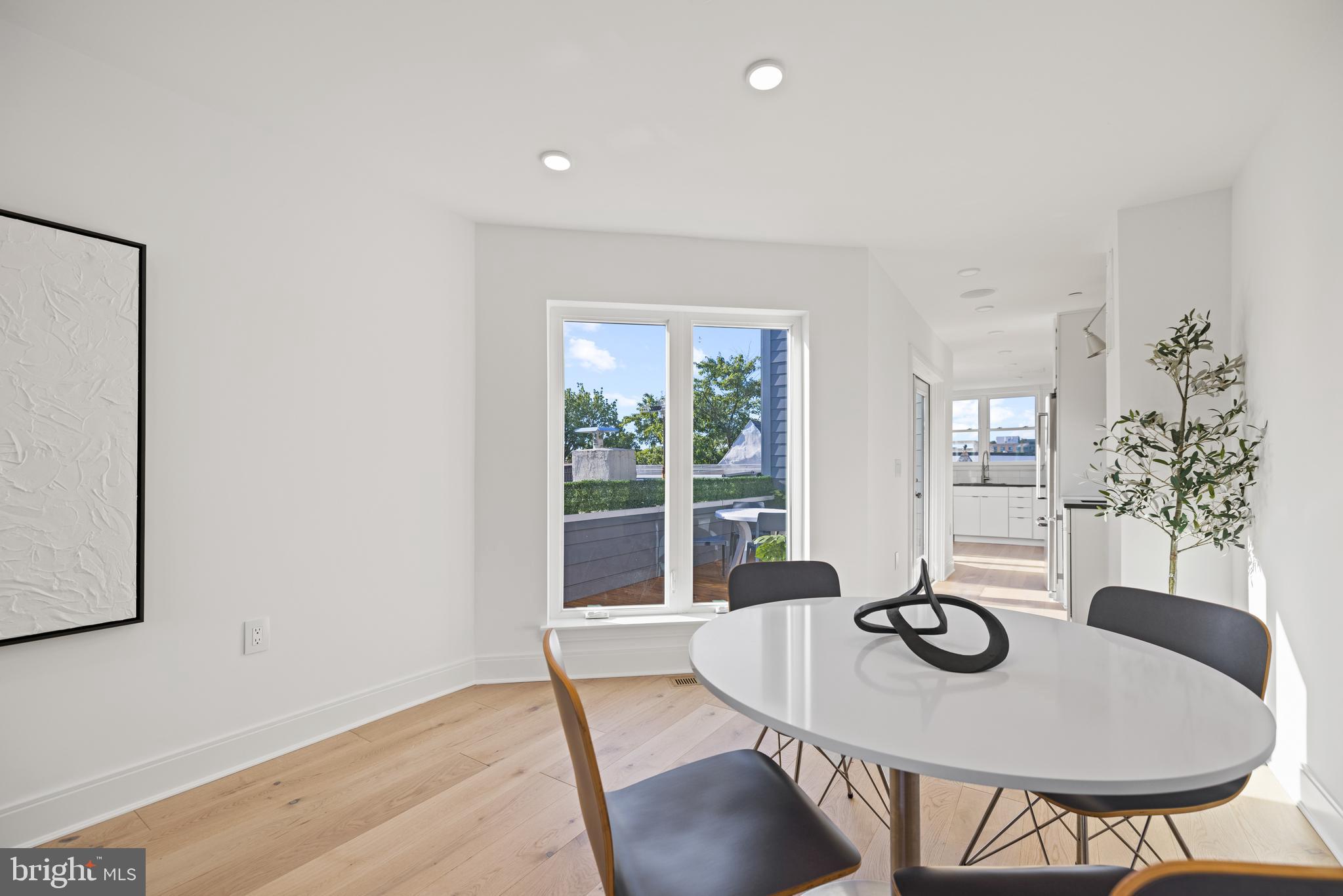 642 L Street Northeast, Unit 2 Washington, DC 20002 - Photo 7 of 54