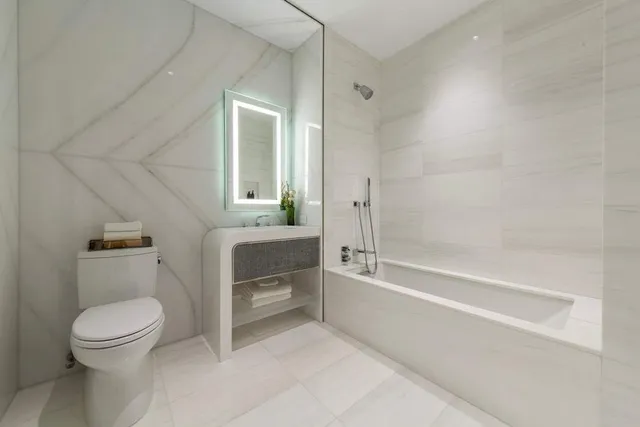 $4,350,000 | 35 Hudson Yards, Unit 6102 | Hudson Yards