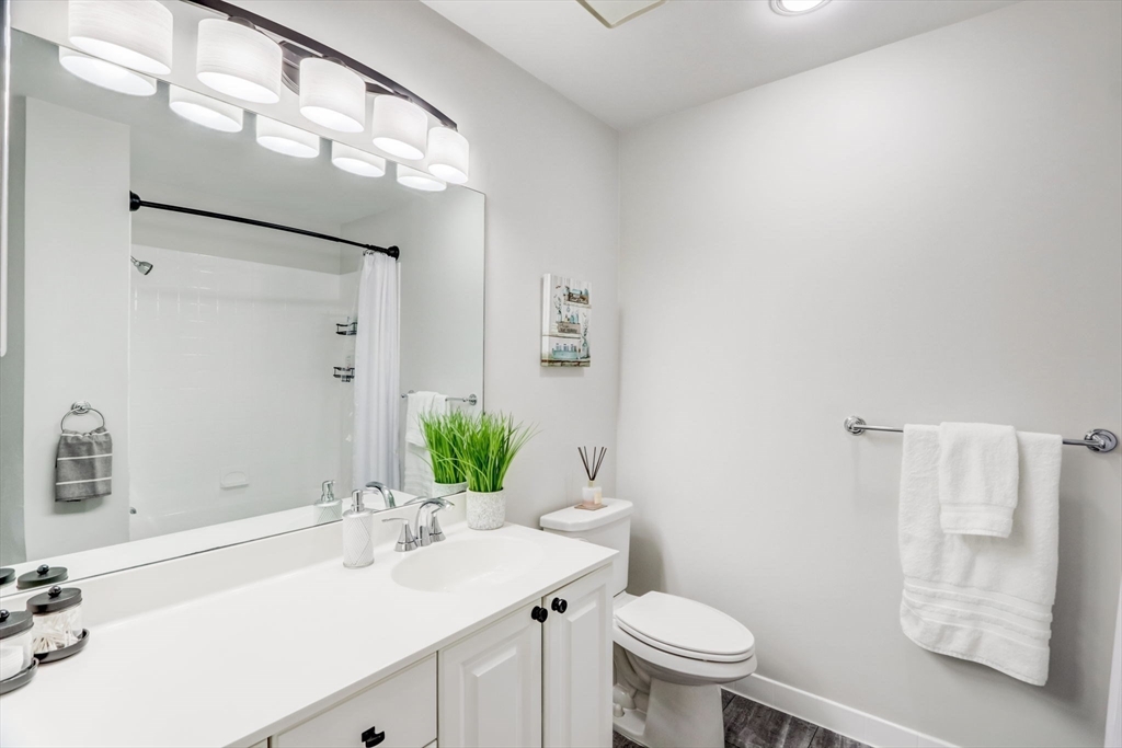 60 Glen Road, Unit T12 Brookline, MA 02445 - Photo 13 of 28 Gallery Image 13