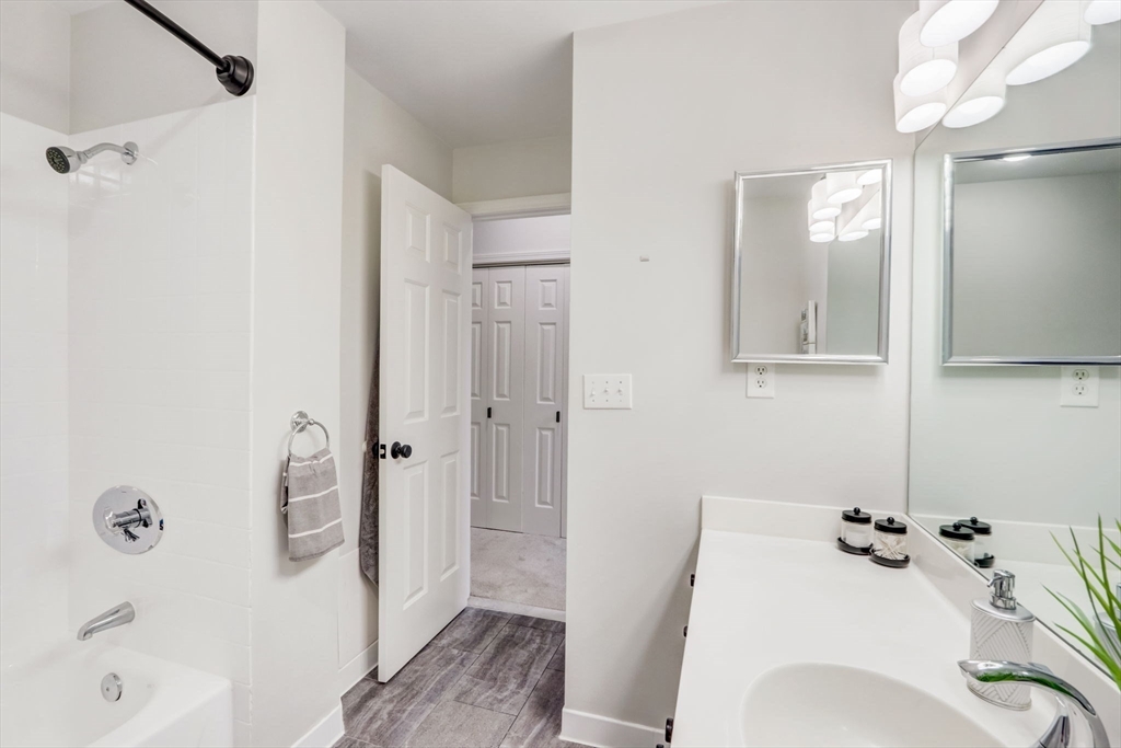 60 Glen Road, Unit T12 Brookline, MA 02445 - Photo 14 of 28 Gallery Image 14
