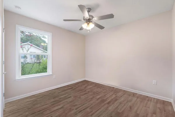 $1,750 | 952 Mapoles Street, Crestview, FL 32536