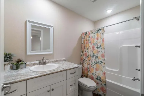 $1,750 | 952 Mapoles Street, Crestview, FL 32536