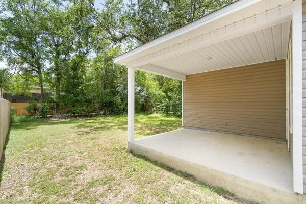 $1,750 | 952 Mapoles Street, Crestview, FL 32536