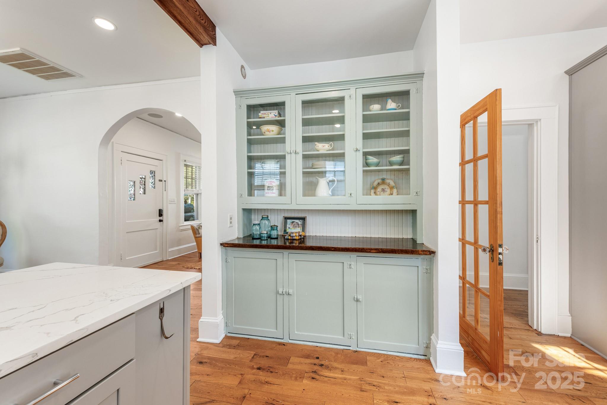 2221 Commonwealth Avenue Charlotte, NC 28205 - Photo 14 of 30 Gallery Image 14