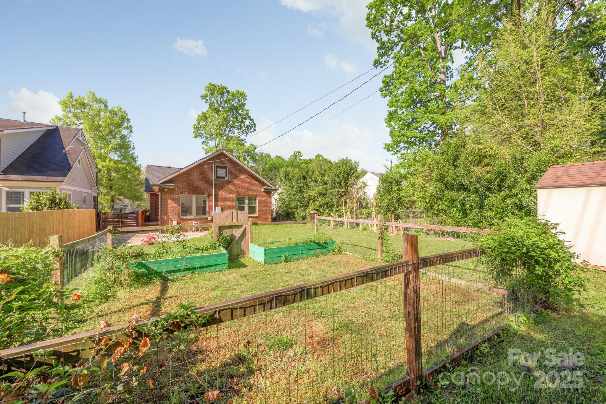 2221 Commonwealth Avenue Charlotte, NC 28205 - Photo 26 of 30 Gallery Image 26