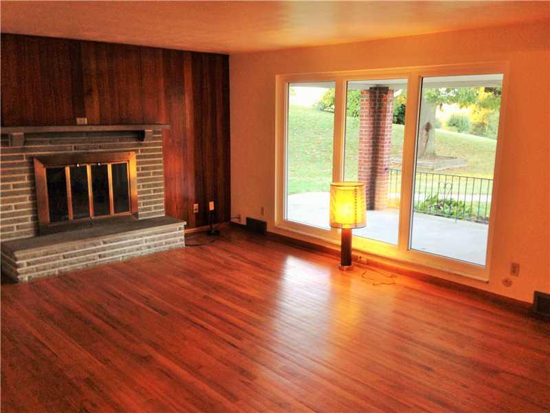 2618 Ridge Road Jefferson Hills, PA 15332 - Photo 8 of 16 Living Room.