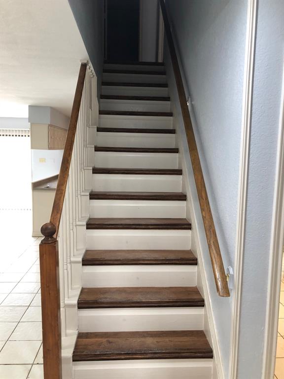 221 Addison Street Lake Dallas, TX 75065 - Photo 7 of 12 a view of entryway