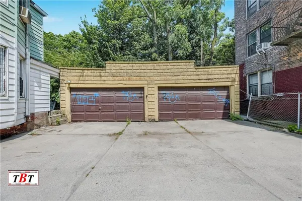$1,650,000 | 945 East 15th Street | Midwood