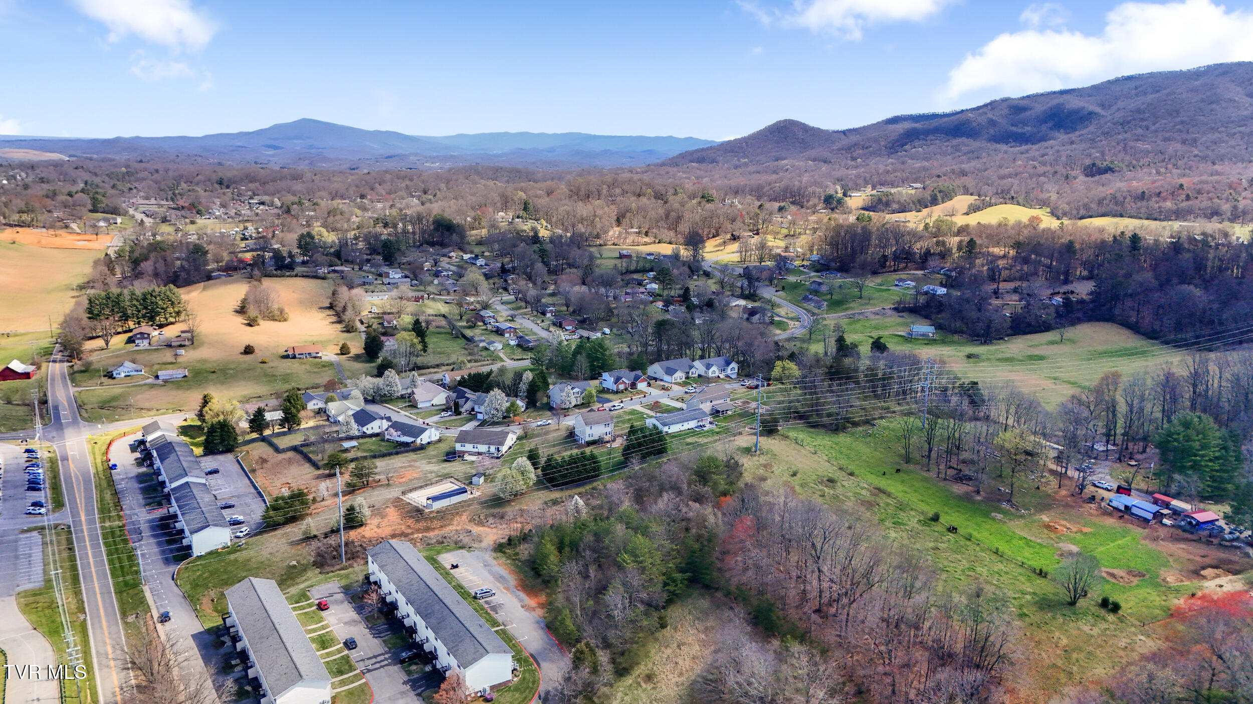 2201 Cherokee Road Johnson City, TN 37604 - Photo 10 of 11 2201 Photo 10