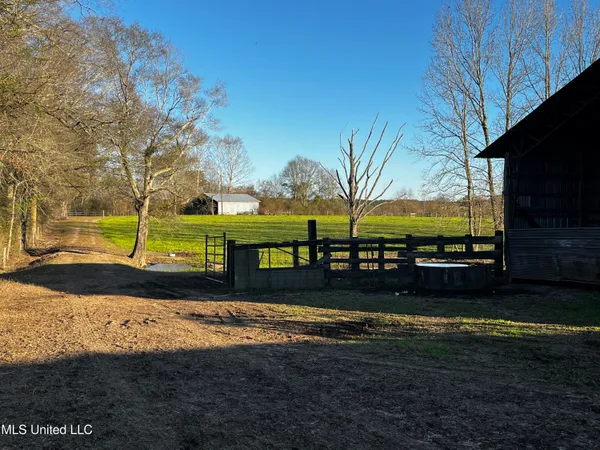 $355,000 | 130 Lower Ovett Road, Ovett, MS 39464