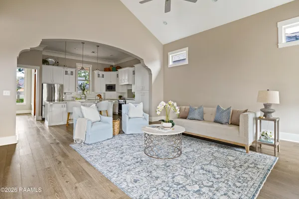 $547,500 | 211 Edgehill Circle, Lafayette, LA 70508
