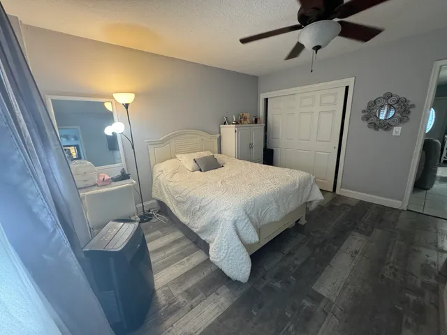 $140,000 | 2100 Northeast 38th Street, Unit 221, Lighthouse Point, FL 33064