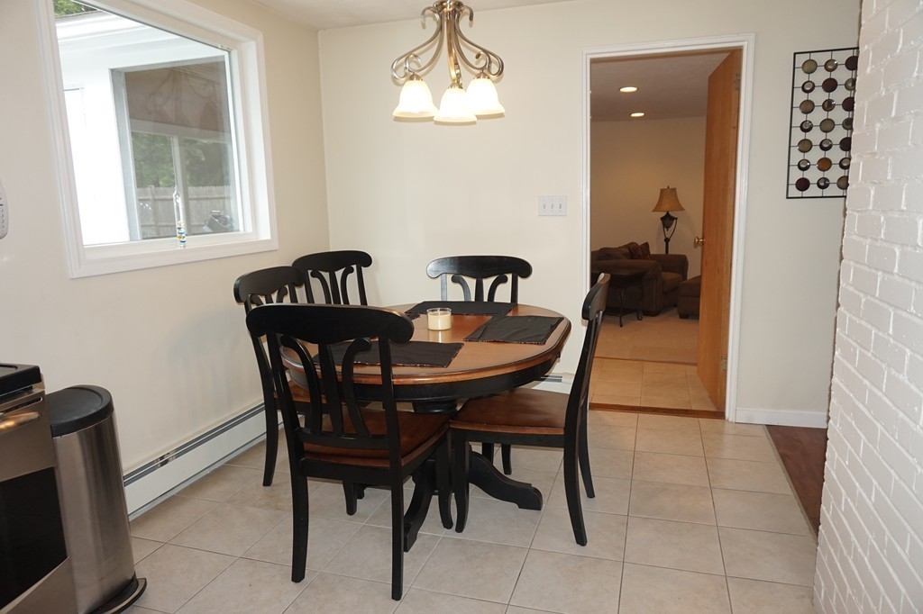 39 Fairbrook Road Framingham, MA 01701 - Photo 4 of 13 Gallery Image 4