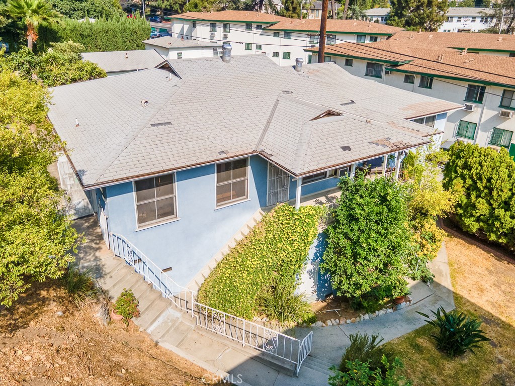 3735 Arbolada Road Los Angeles, CA 90027 - Photo 61 of 61 an aerial view of a house with a yard and large tree