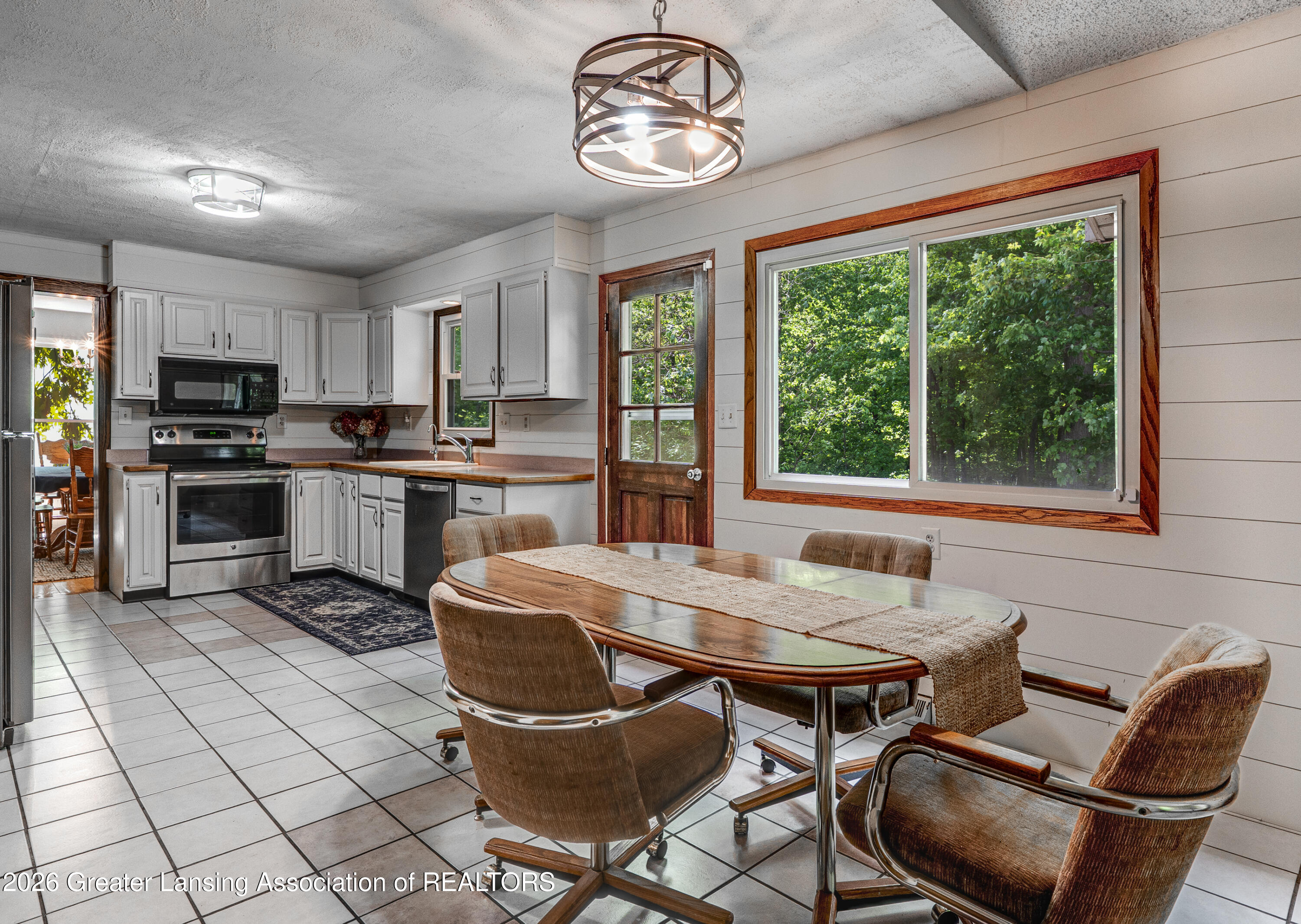 3216 Smithville Road Eaton Rapids, MI 48827 - Photo 2 of 32 Kitchen