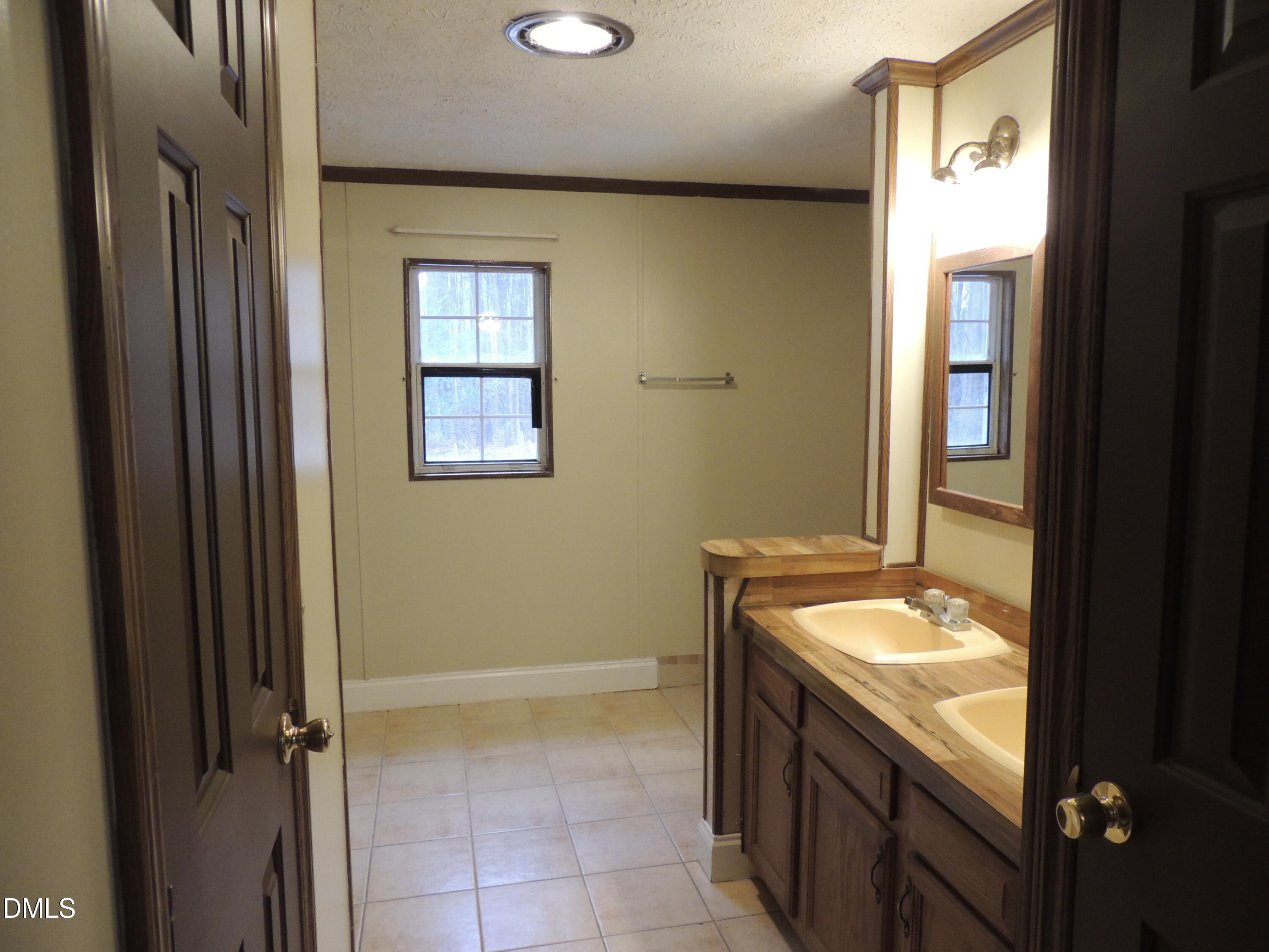 632 Wimberly Road Apex, NC 27523 - Photo 9 of 23 9-Master bath 1
