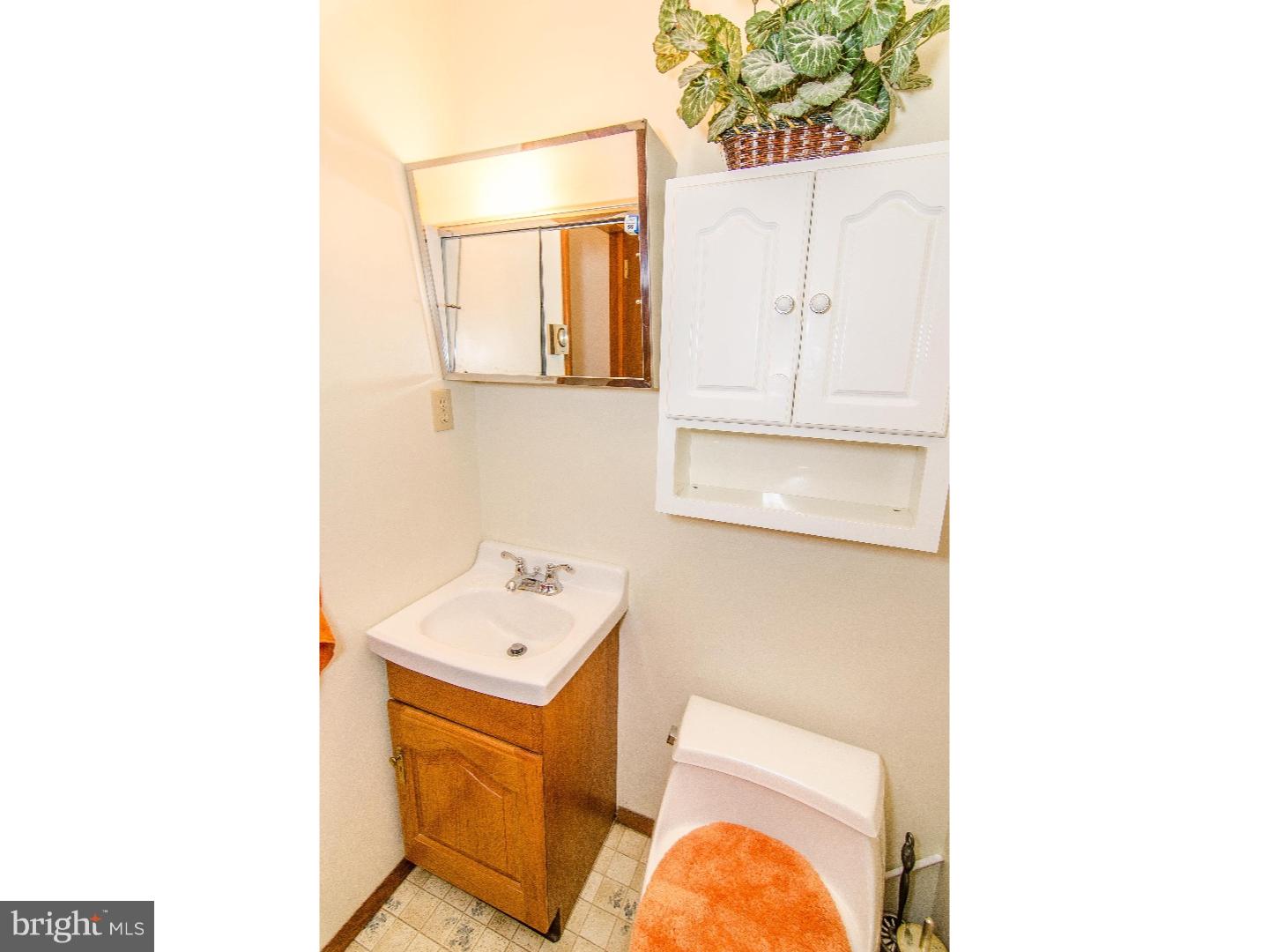 32 Buckwalter Road Spring City, PA 19475 - Photo 14 of 20 Half Bath