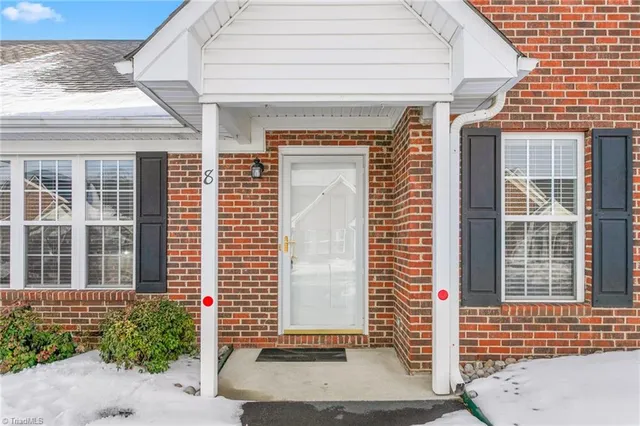 $210,000 | 1210 St Regis Drive, Unit 8, Burlington, NC 27217