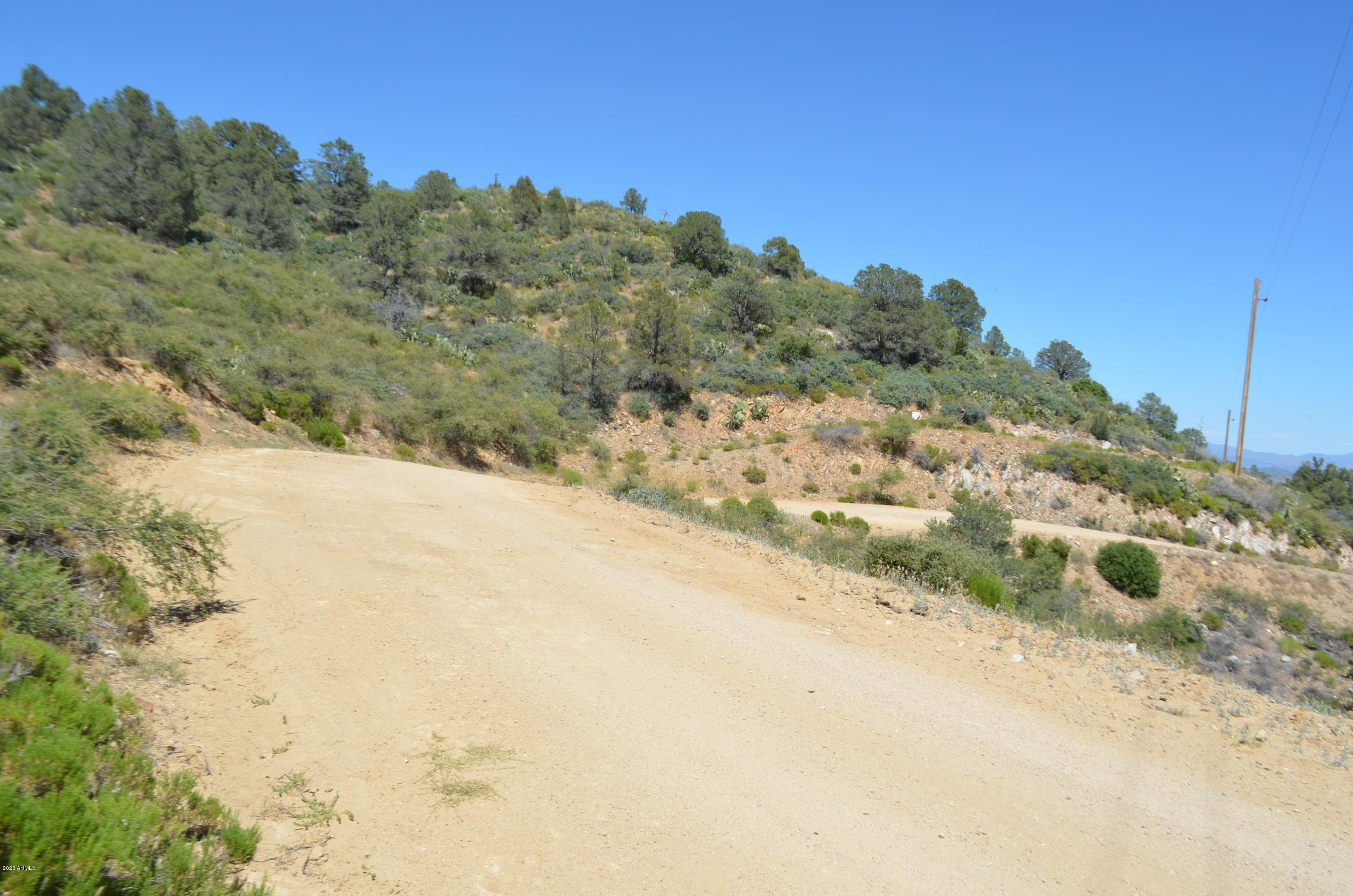 122 Ruger Ranch, Unit 122 Kirkland, AZ 86332 - Photo 3 of 45 DSC_2819