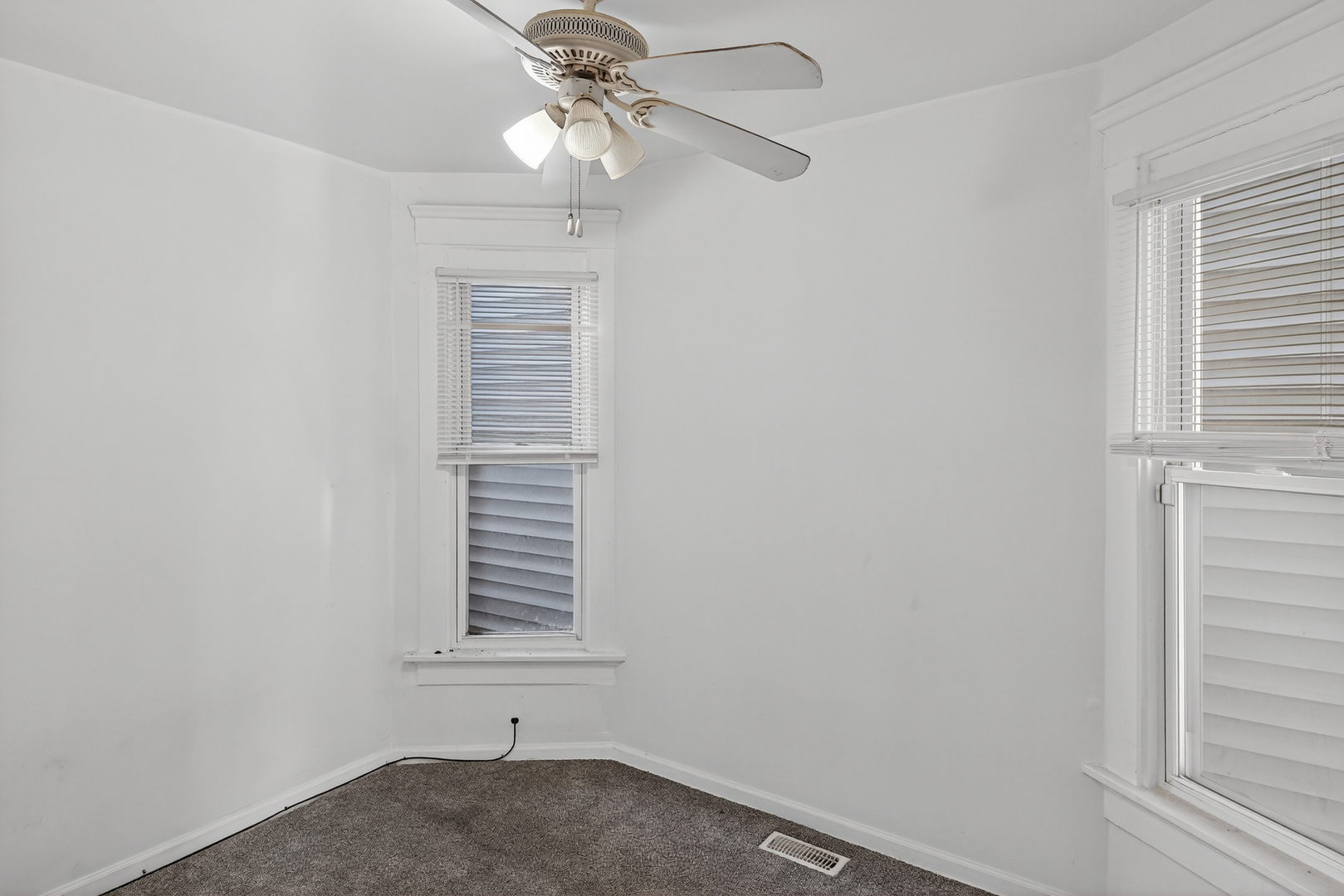 824 East 89th Place Chicago, IL 60619 - Photo 12 of 60