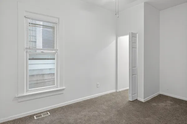 $285,000 | 824 East 89th Place, Chicago, IL 60619