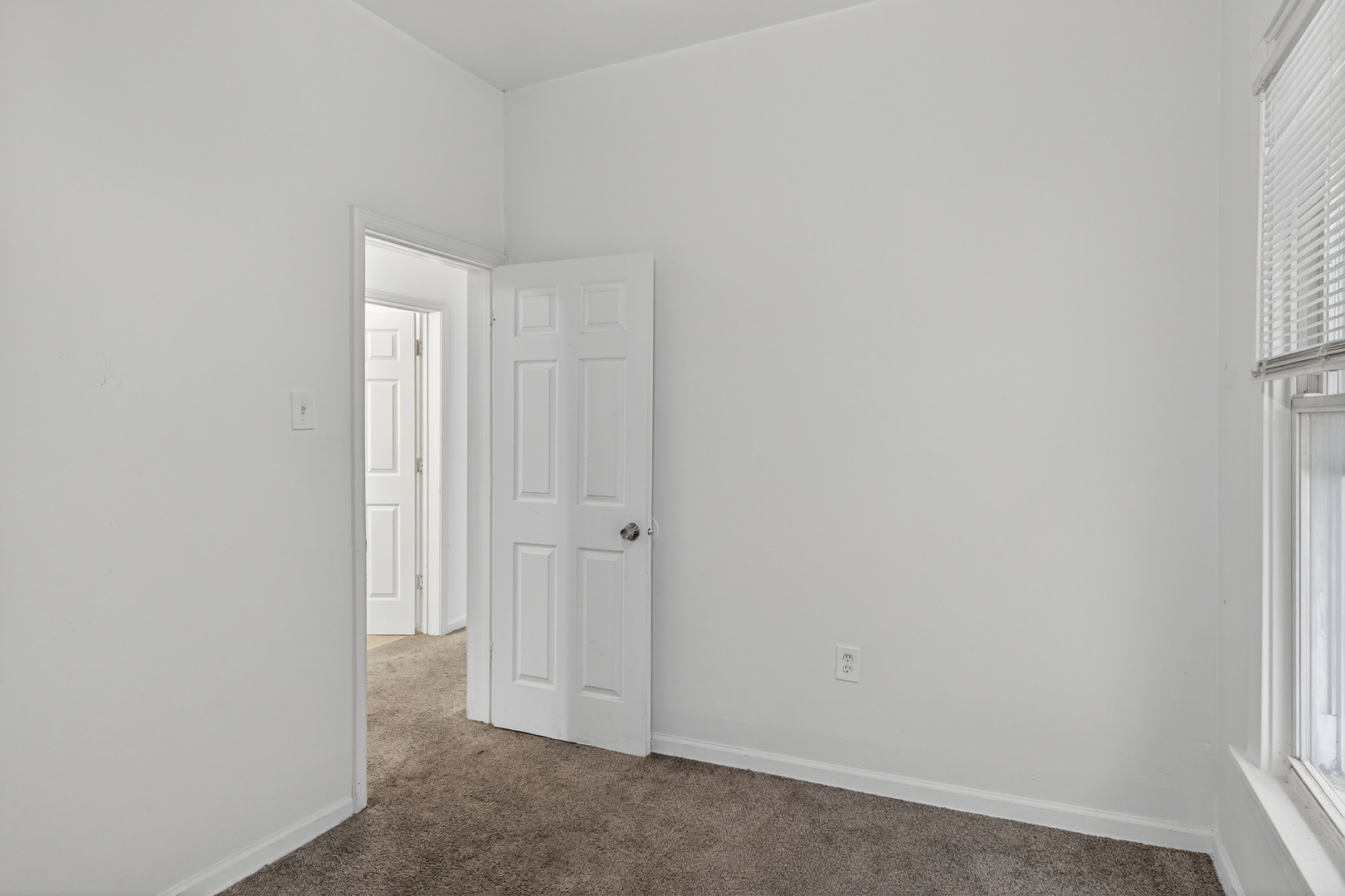 824 East 89th Place Chicago, IL 60619 - Photo 19 of 60