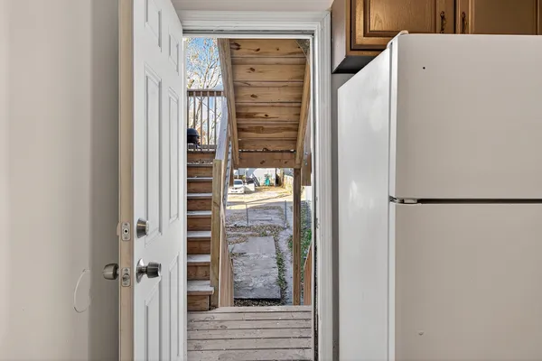 $285,000 | 824 East 89th Place, Chicago, IL 60619