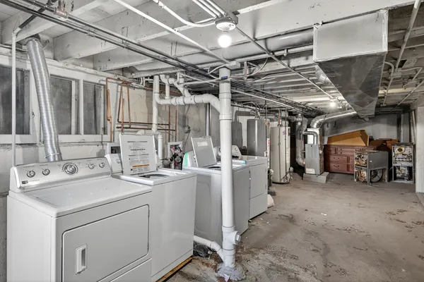 $285,000 | 824 East 89th Place, Chicago, IL 60619
