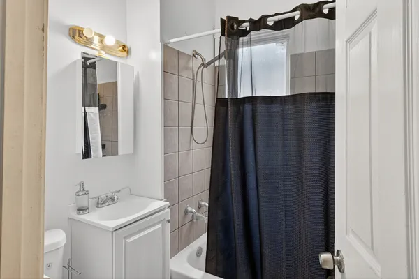 $285,000 | 824 East 89th Place, Chicago, IL 60619