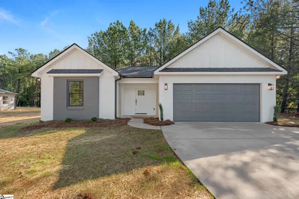 $337,000 | 410 North Palmetto Street, Liberty, SC 29657