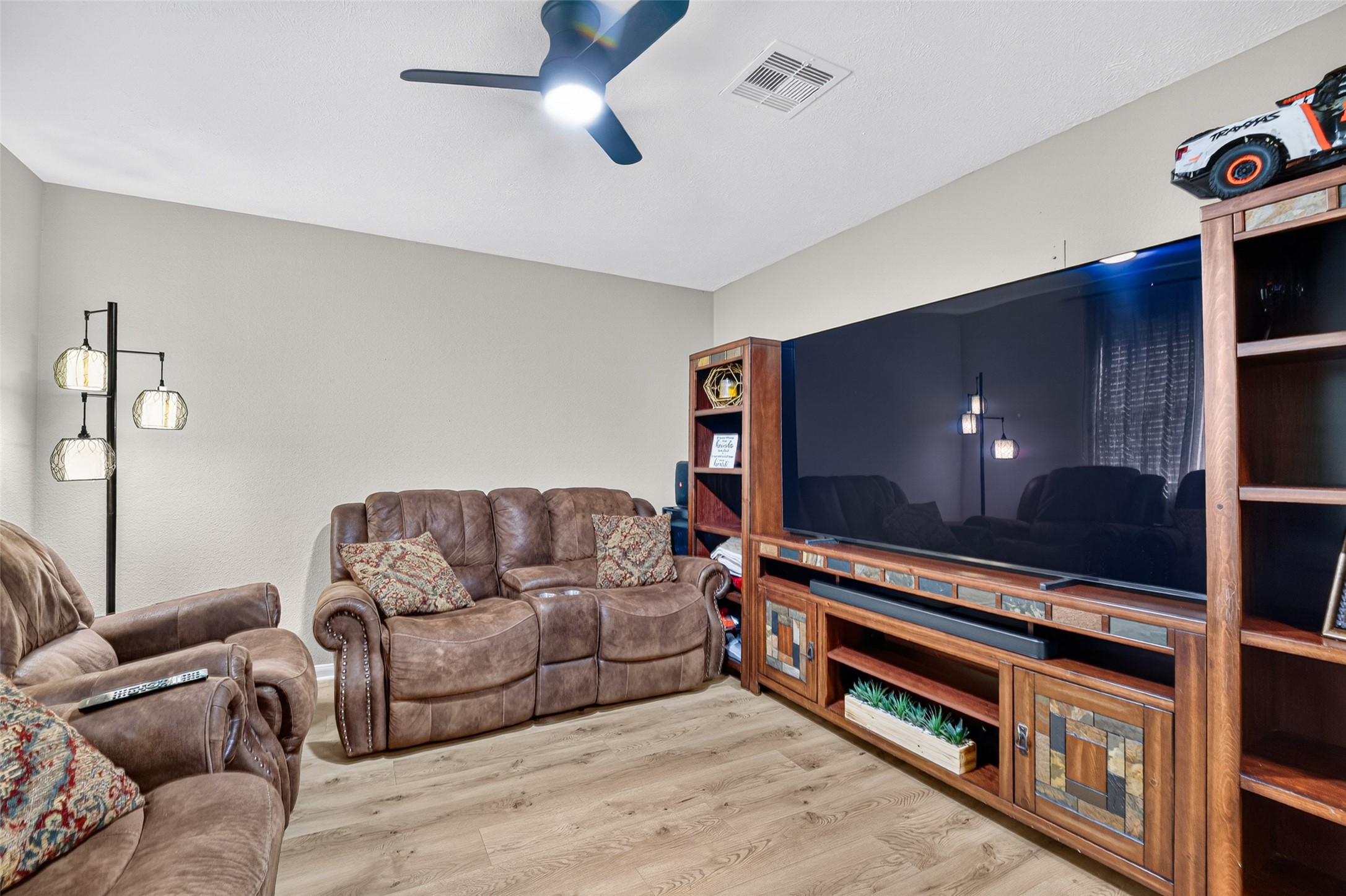 7339 Conley Street Houston, TX 77021 - Photo 10 of 37 Gallery Image 10