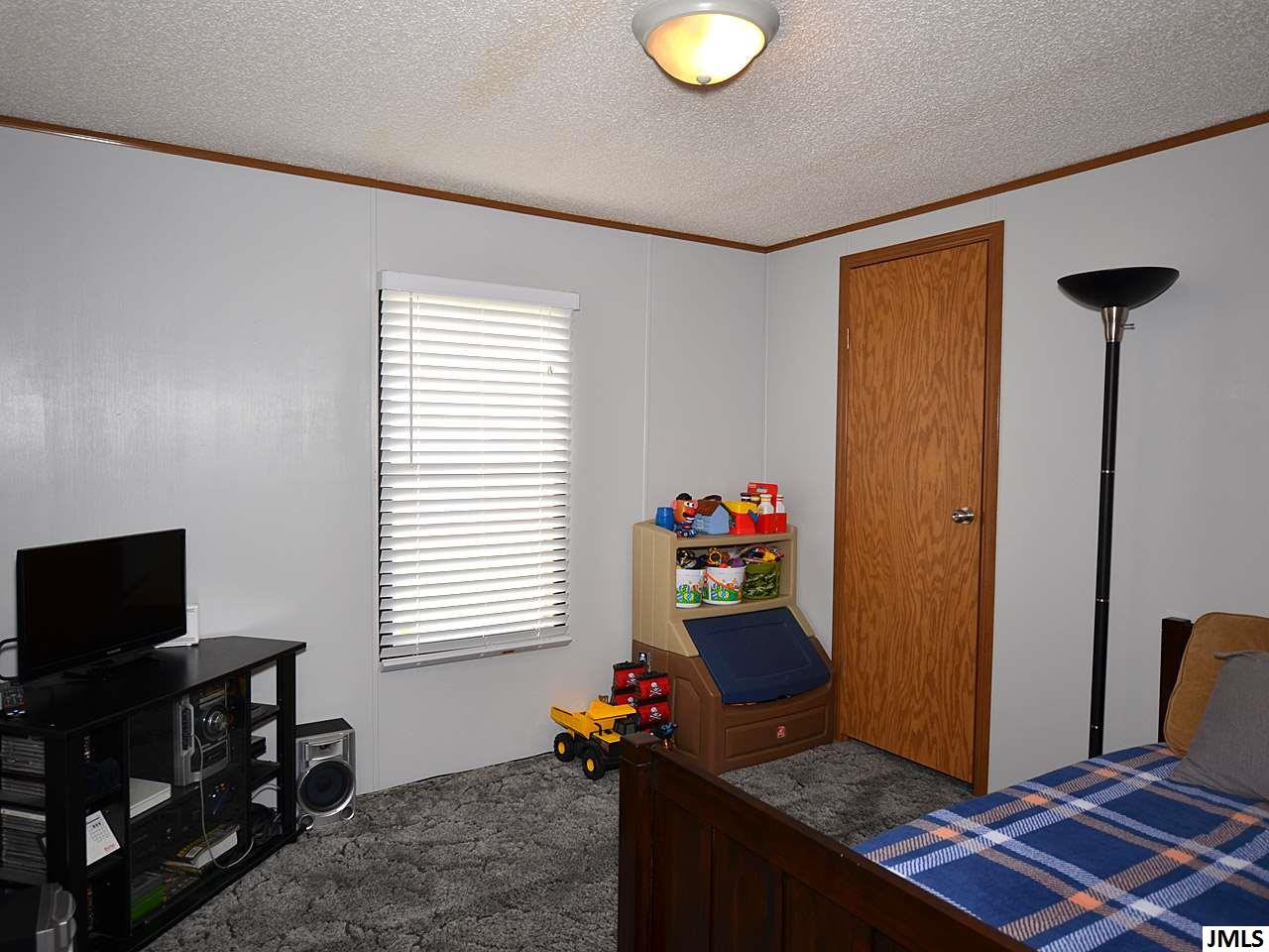 3438 Gregory Road Jackson, MI 49201 - Photo 14 of 20 Photo 14