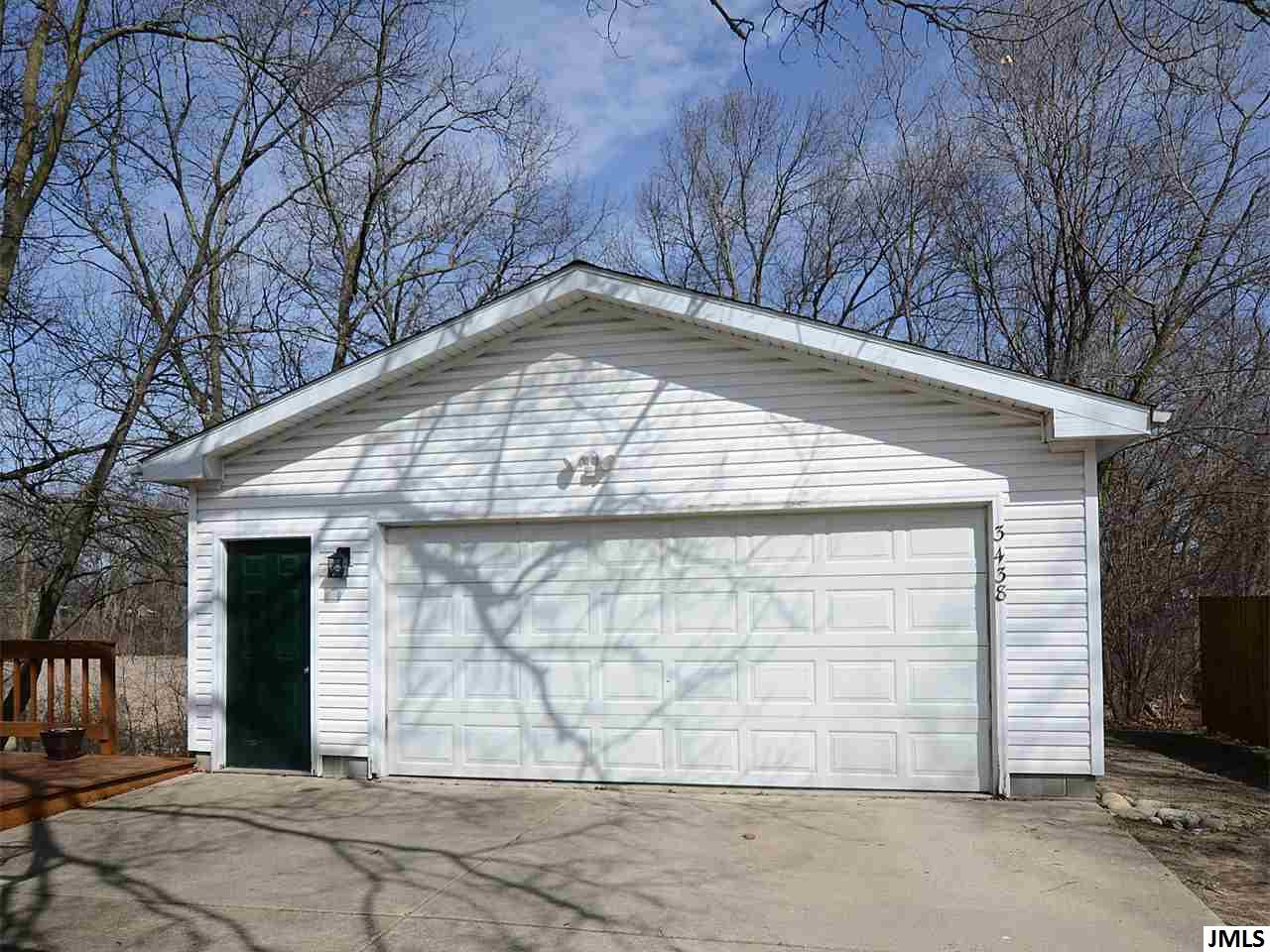 3438 Gregory Road Jackson, MI 49201 - Photo 3 of 20 Photo 3