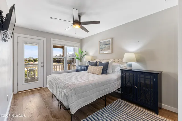 $1,200,000 | 204 Gysgt D W Boatman Drive, North Topsail Beach, NC 28460