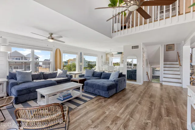 $1,200,000 | 204 Gysgt D W Boatman Drive, North Topsail Beach, NC 28460