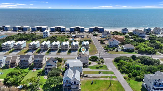 $1,200,000 | 204 Gysgt D W Boatman Drive, North Topsail Beach, NC 28460