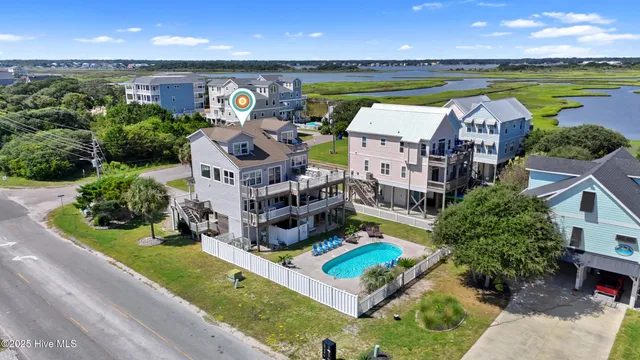 $1,200,000 | 204 Gysgt D W Boatman Drive, North Topsail Beach, NC 28460