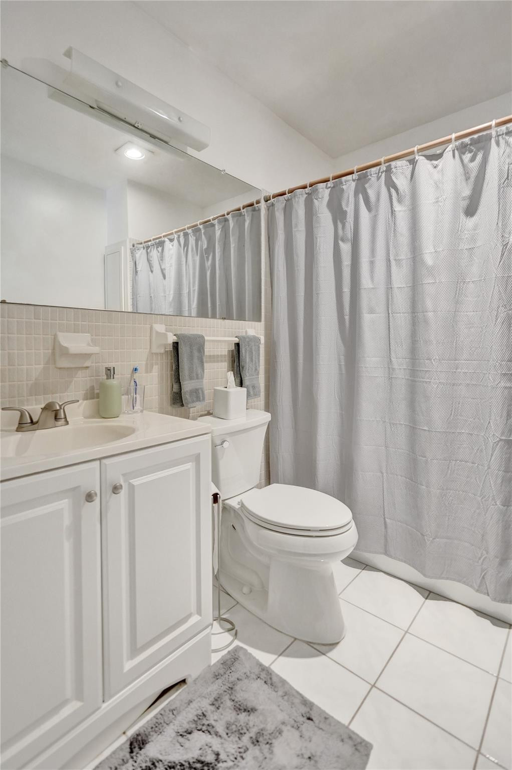 6750 Northeast 21st Road, Unit 123 Fort Lauderdale, FL 33308 - Photo 30 of 60 Photo 30