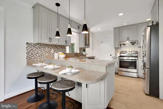 $4,994 | 6313 Tone Drive, Bethesda, MD 20817