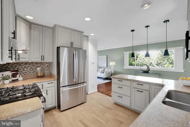 $4,994 | 6313 Tone Drive, Bethesda, MD 20817