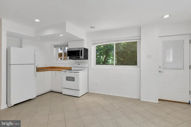 $5,390 | 6313 Tone Drive, Bethesda, MD 20817