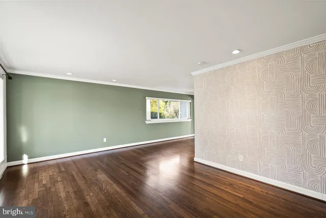 $4,994 | 6313 Tone Drive, Bethesda, MD 20817