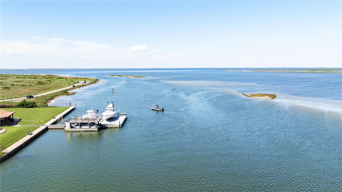 14208 Playa Del Rey Corpus Christi, TX 78418 - Photo 10 of 18