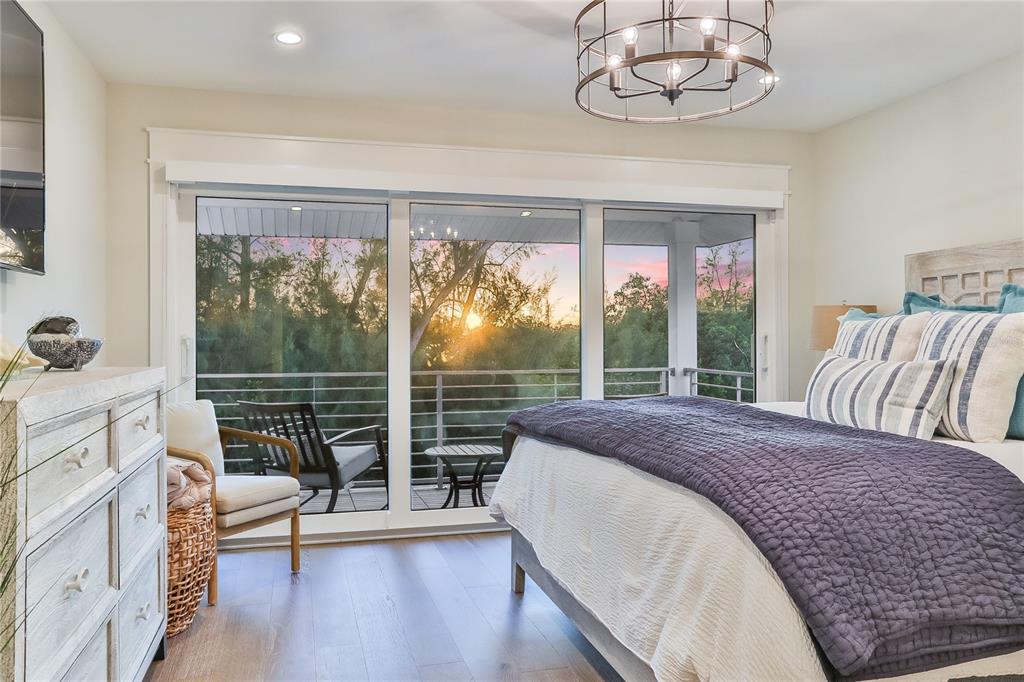 6925 Longboat Drive South Longboat Key, FL 34228 - Photo 11 of 39