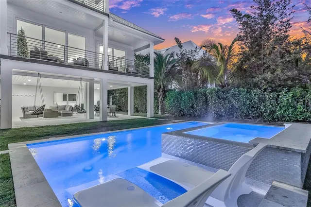 $30,000 | 6925 Longboat Drive South, Longboat Key, FL 34228