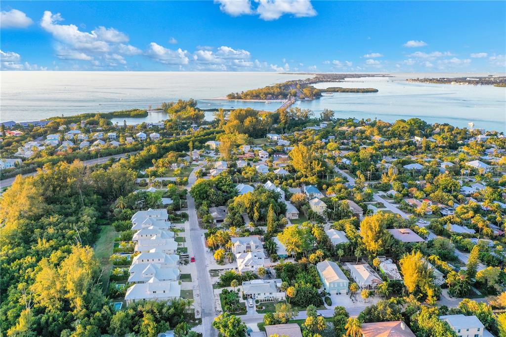 6925 Longboat Drive South Longboat Key, FL 34228 - Photo 36 of 39