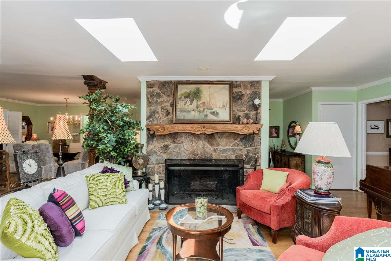 2672 Dolly Ridge Road Birmingham, AL 35243 - Photo 6 of 46