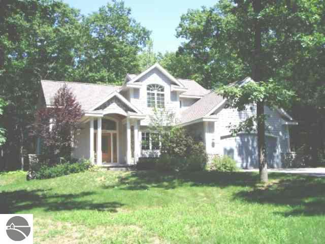 208 West Long Lake Road Traverse City, MI 49685 - Photo 1 of 6 1658817.JPG