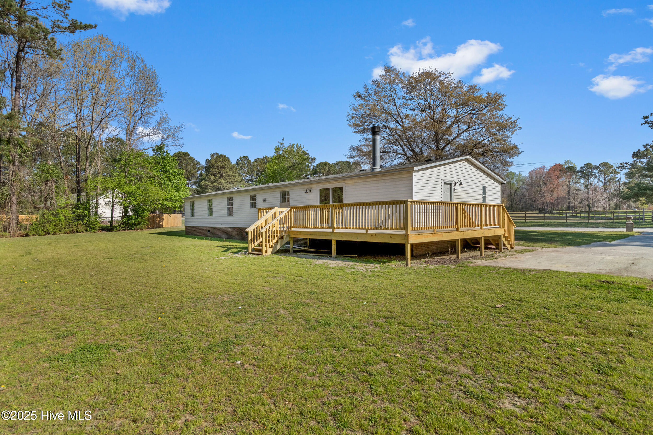 406 Arvida Spur Road Rocky Point, NC 28457 - Photo 39 of 42 39_back exterior